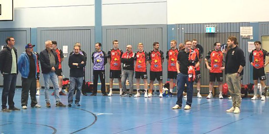 Trikotübergabe 2025